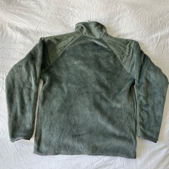 Polartec Military Fleece - Picture 2 of 3